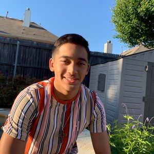 Meet your Posher, Derek